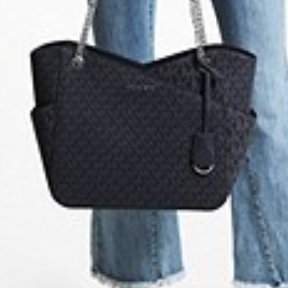 MICHAEL KORS
Jet Set Large Logo Shoulder Bag - Picture 3 of 16